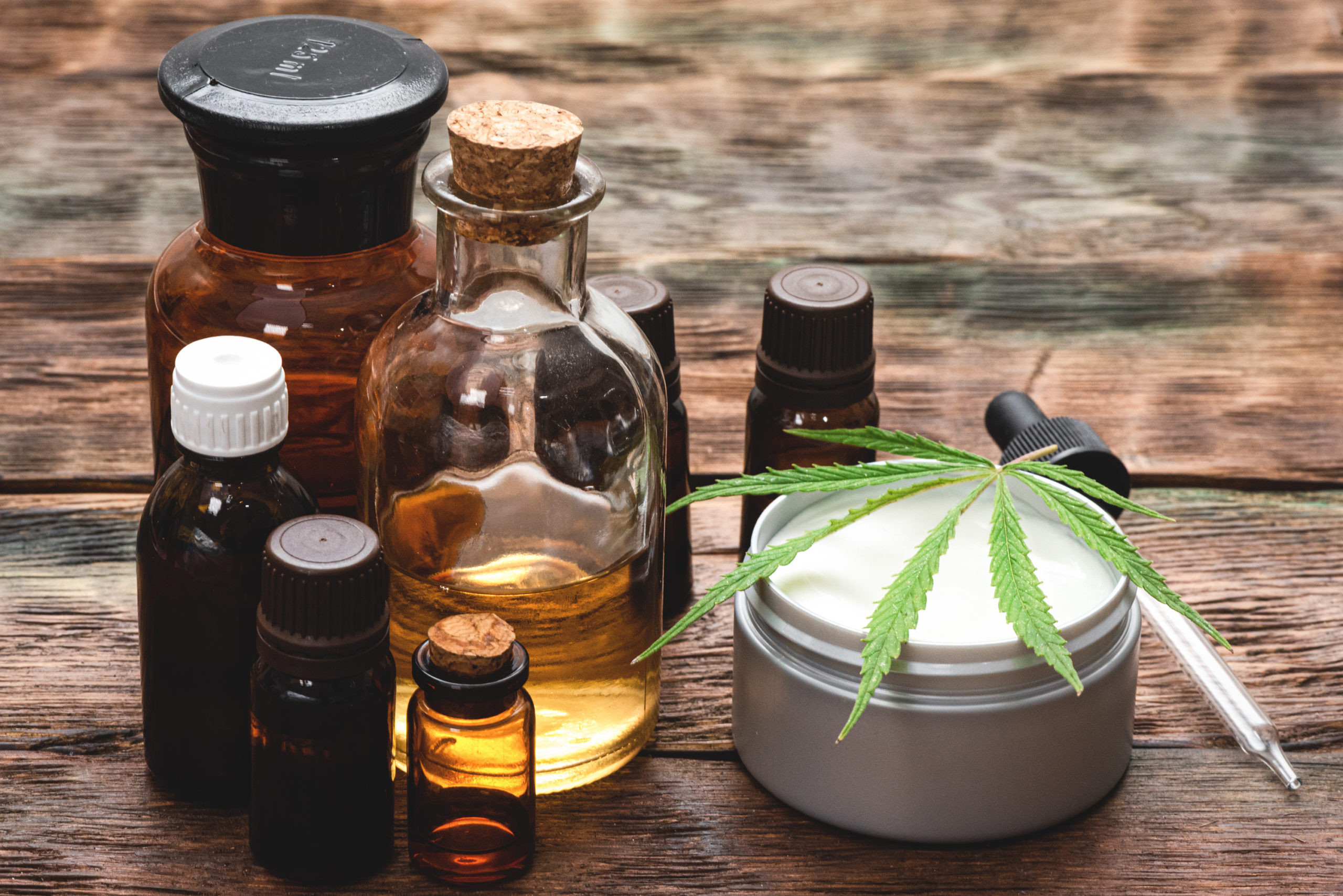 Pain-Free Parenthood: CBD Oil Offers Relief for Parents Dealing with Aches and Pains